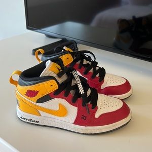Jordan retro 1 sneakers good condition